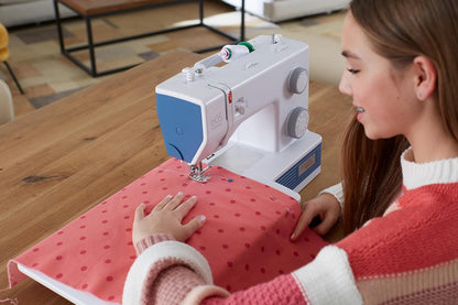 Bernette b05 Academy Sewing Machine + Top Stitch Carrying Tote Bag Bundle