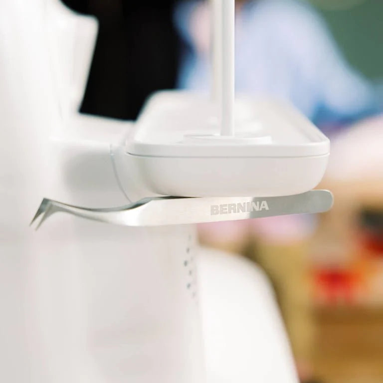BERNINA L 620 Coverstitch Machine