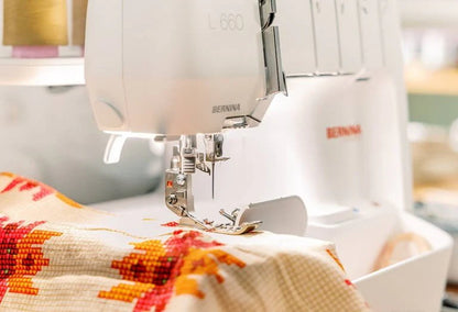 BERNINA L 660 Overlocker (Serger)
